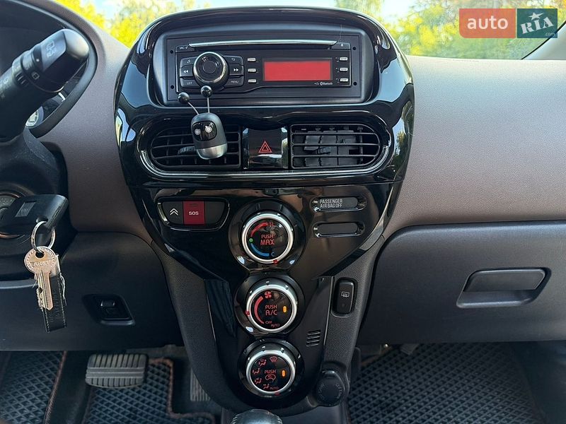 Хэтчбек Citroen C-Zero 2015 в Звягеле фото 19 Хэтчбек Citroen C-Zero 2015 в Звягеле