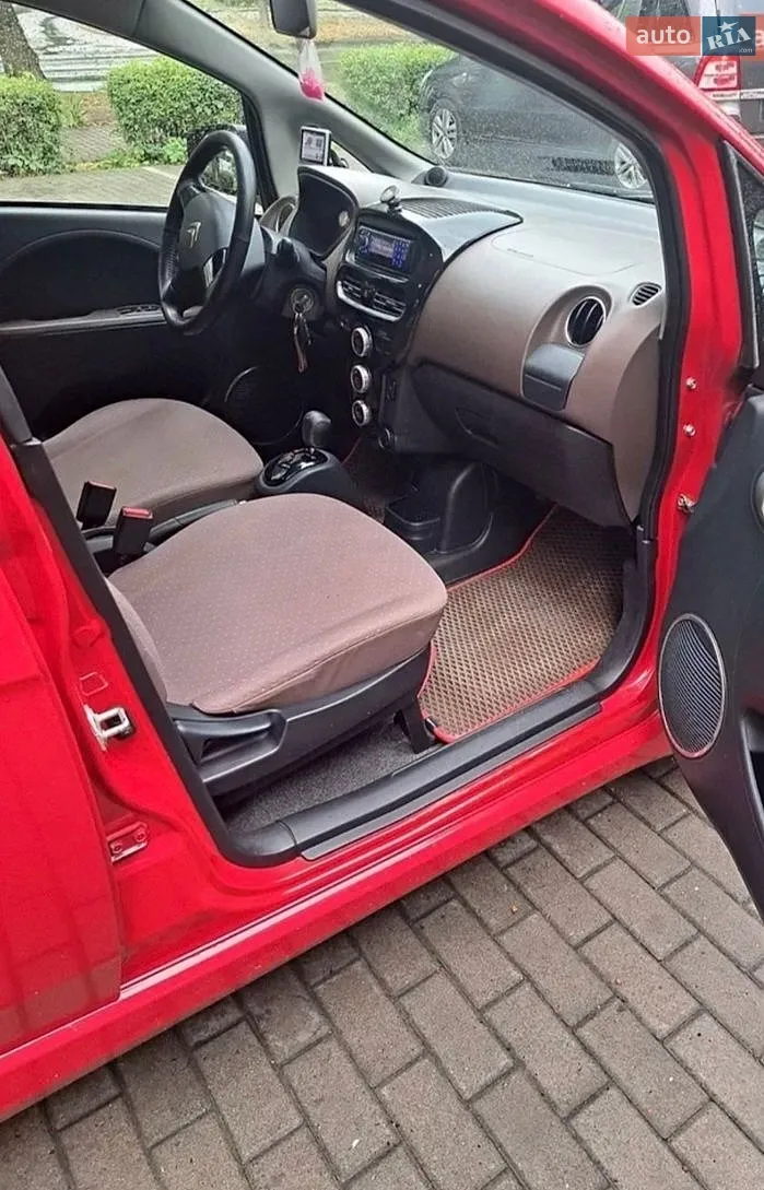 2011 Citroen C-ZERO - мініатюра 12