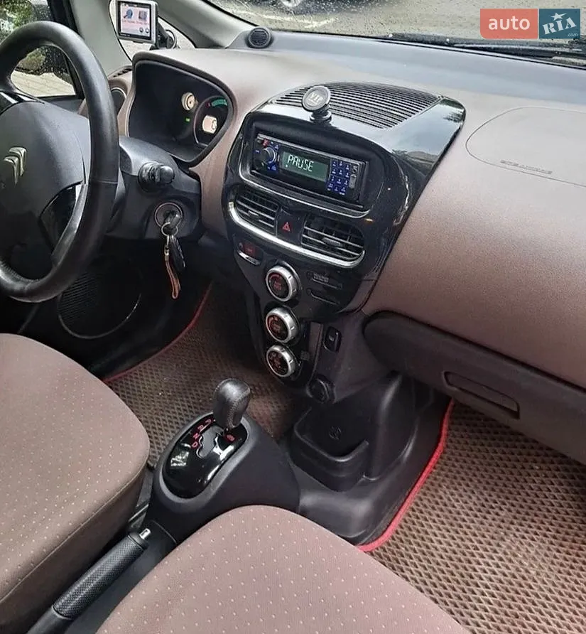2011 Citroen C-ZERO - мініатюра 9