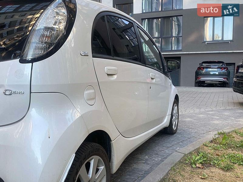 Хетчбек Citroen C-Zero 2012 в Івано-Франківську