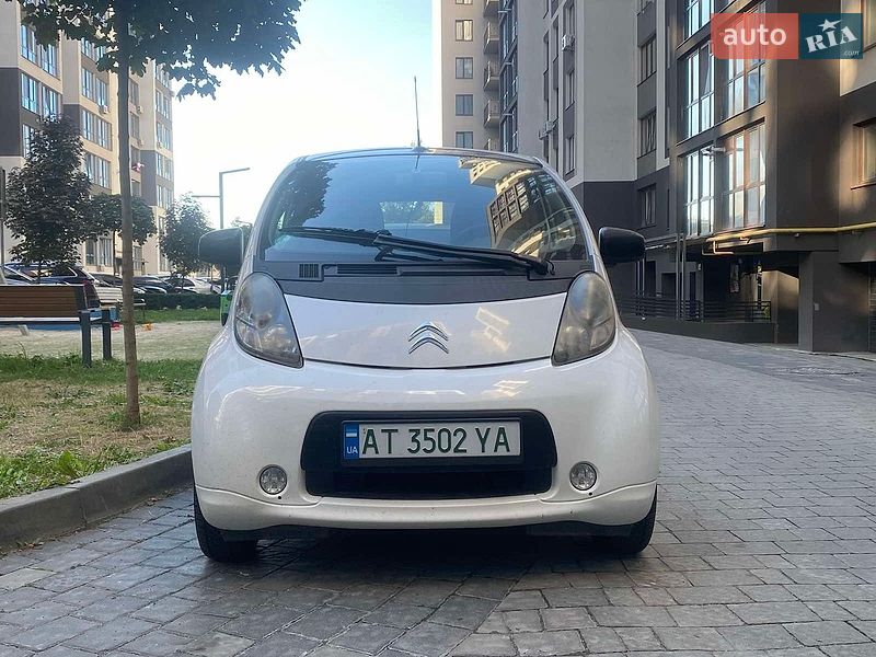 Хетчбек Citroen C-Zero 2012 в Івано-Франківську