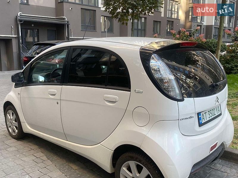 Хетчбек Citroen C-Zero 2012 в Івано-Франківську