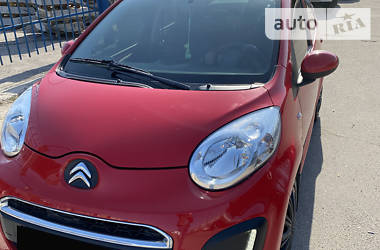Хетчбек Citroen C1 2012 в 