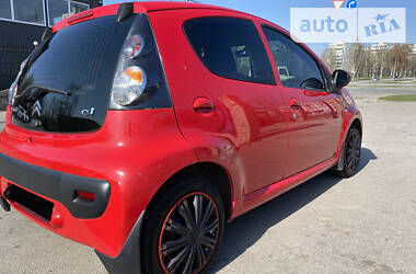 Хетчбек Citroen C1 2012 в 