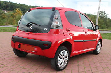 Хэтчбек Citroen C1 2011 в 