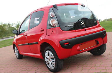 Хэтчбек Citroen C1 2011 в 
