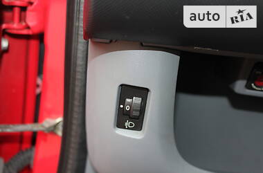 Хэтчбек Citroen C1 2011 в 