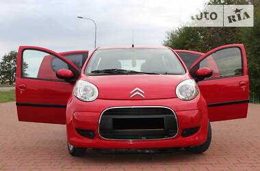 Хэтчбек Citroen C1 2011 в 