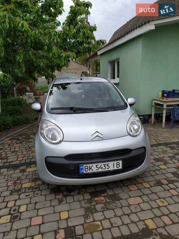 Хэтчбек Citroen C1 2007 в Ровно