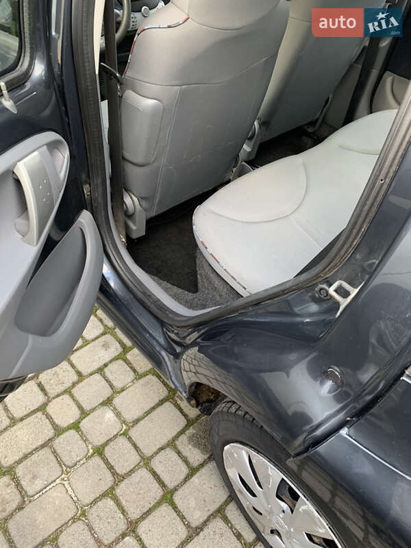 Хэтчбек Citroen C1 2009 в Львове