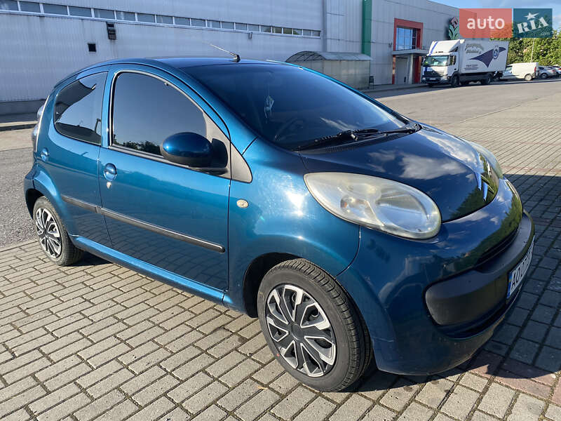 Хэтчбек Citroen C1 2006 в Ужгороде
