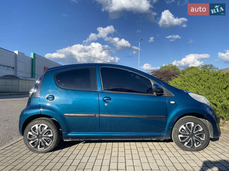 Хэтчбек Citroen C1 2006 в Ужгороде