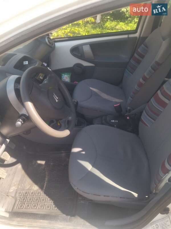 Хэтчбек Citroen C1 2009 в Фастове