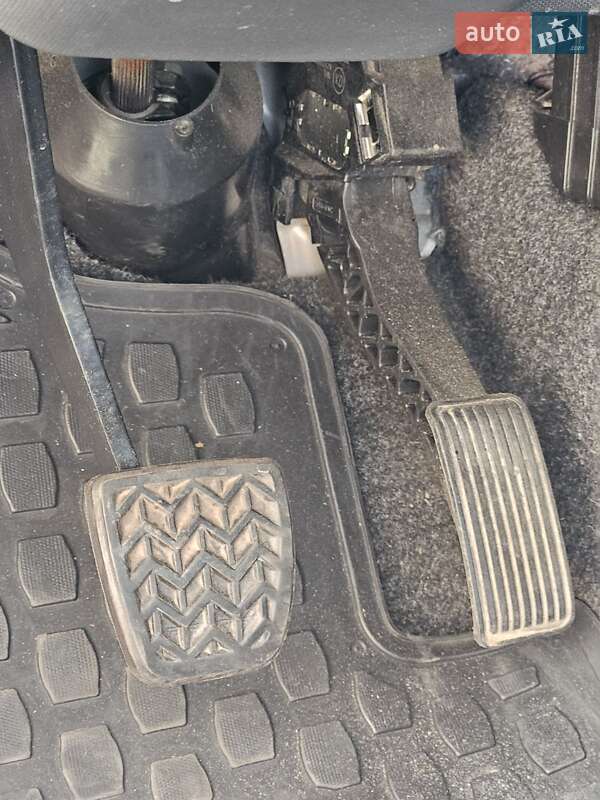 Хэтчбек Citroen C1 2012 в Виннице