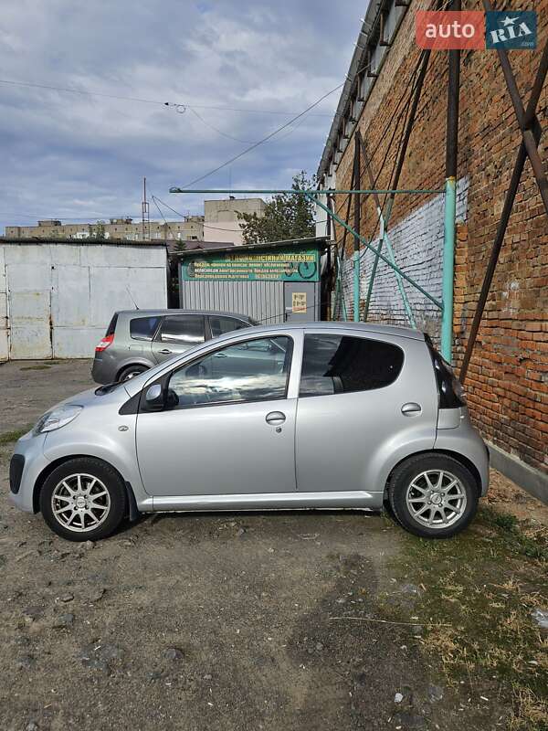 Хэтчбек Citroen C1 2012 в Виннице