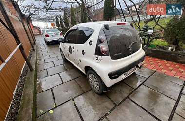 Хэтчбек Citroen C1 2012 в Тячеве