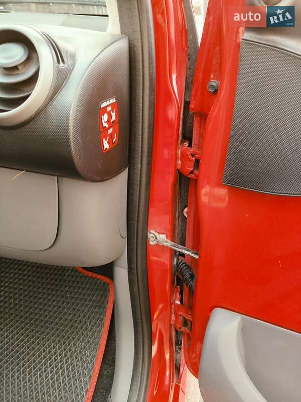 Хэтчбек Citroen C1 2008 в Хмельницком фото 6 Хэтчбек Citroen C1 2008 в Хмельницком