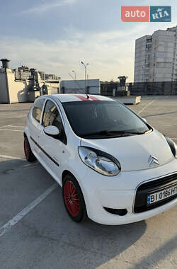 Хэтчбек Citroen C1 2010 в Киеве