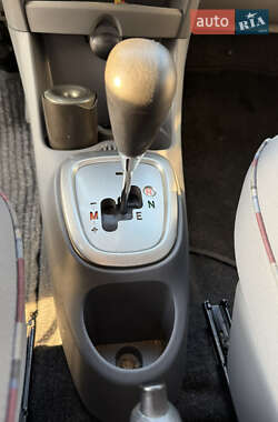 Хэтчбек Citroen C1 2010 в 