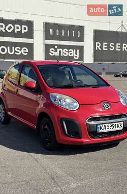 Хэтчбек Citroen C1 2013 в 