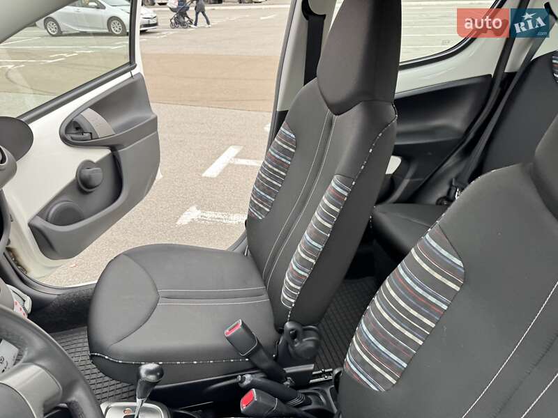 Хетчбек Citroen C1 2014 в Києві