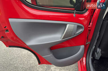 Хэтчбек Citroen C1 2011 в 