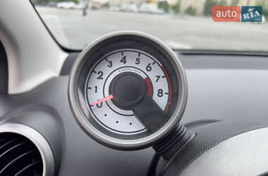 Хэтчбек Citroen C1 2011 в 