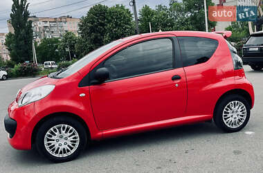Хэтчбек Citroen C1 2007 в 