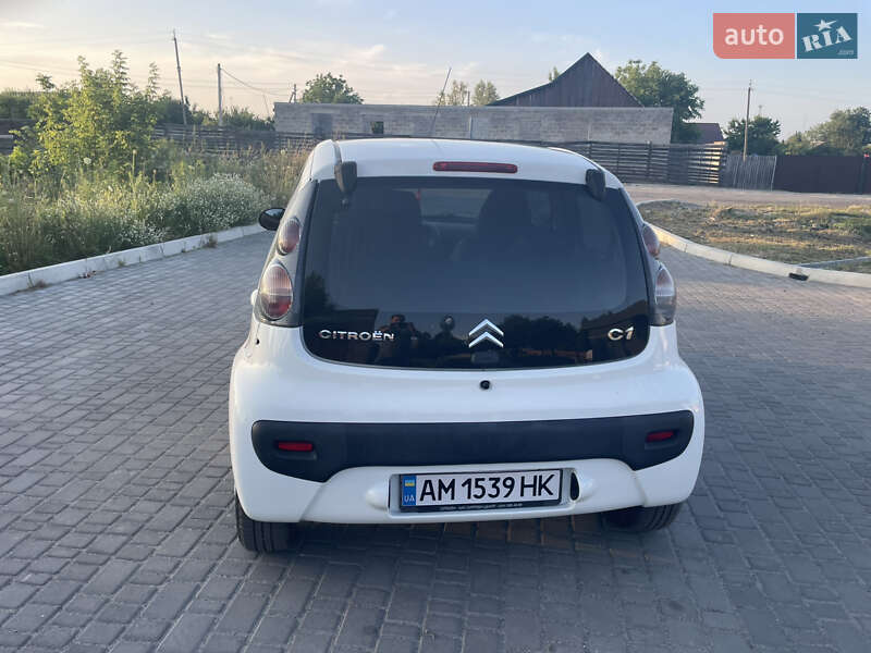 Хэтчбек Citroen C1 2011 в Барановке фото 5 Хэтчбек Citroen C1 2011 в Барановке