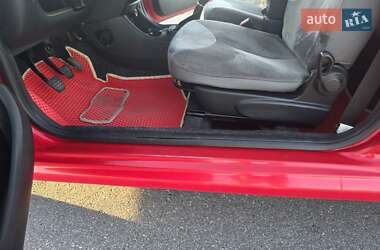 Хэтчбек Citroen C1 2013 в 