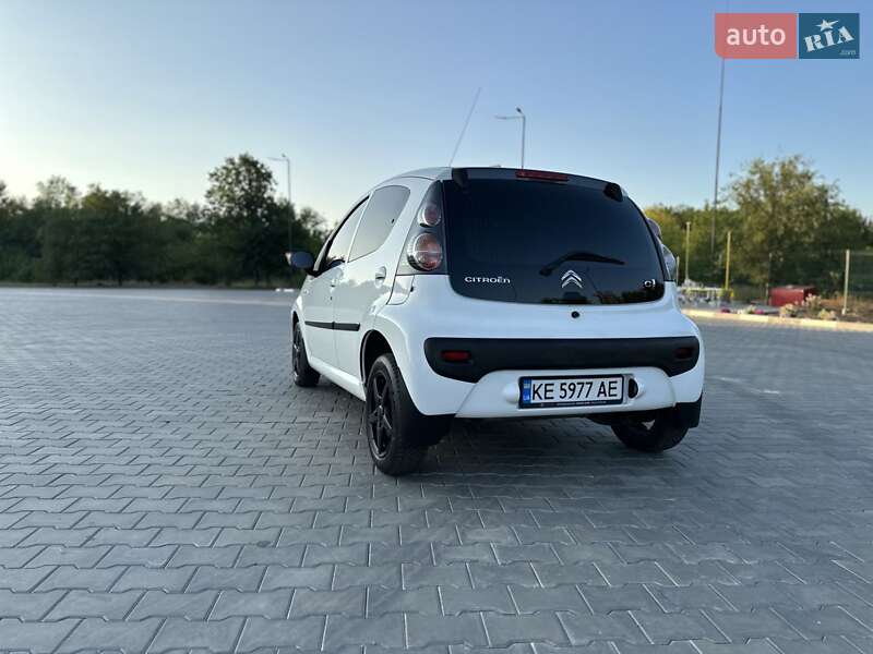 Хэтчбек Citroen C1 2014 в Желтых Водах фото 16 Хэтчбек Citroen C1 2014 в Желтых Водах