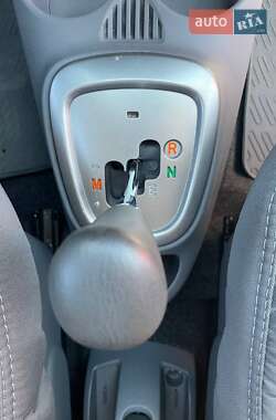 Хэтчбек Citroen C1 2011 в 