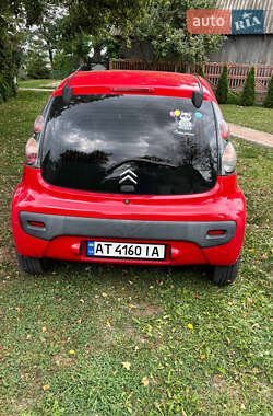 Хэтчбек Citroen C1 2006 в 