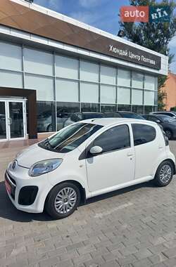 Хэтчбек Citroen C1 2013 в 
