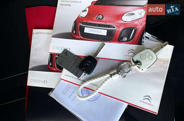 Хэтчбек Citroen C1 2013 в 