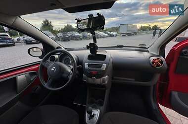 Хэтчбек Citroen C1 2006 в 