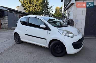 Хэтчбек Citroen C1 2008 в 