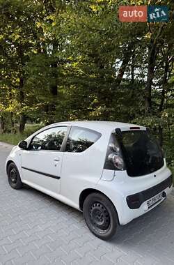 Хэтчбек Citroen C1 2008 в 