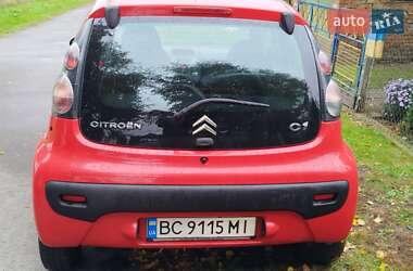 Хэтчбек Citroen C1 2010 в 