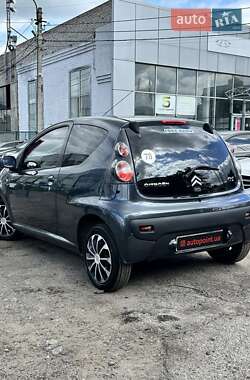 Хэтчбек Citroen C1 2009 в 
