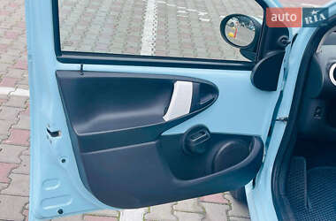 Хэтчбек Citroen C1 2013 в 