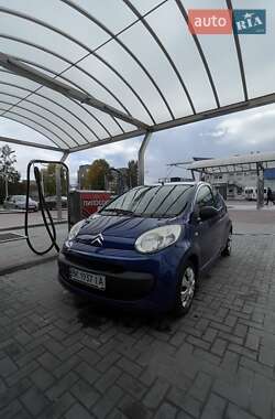 Хетчбек Citroen C1 2008 в  фото 4 Хетчбек Citroen C1 2008 в