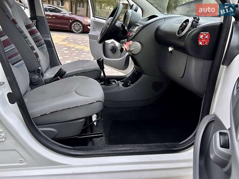 Хэтчбек Citroen C1 2011 в Одессе фото 45 Хэтчбек Citroen C1 2011 в Одессе