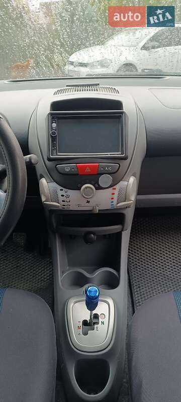 Хетчбек Citroen C1 2011 в Києві фото 13 Хетчбек Citroen C1 2011 в Києві