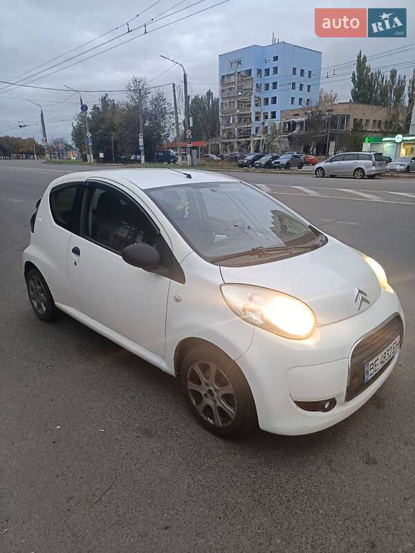 Хэтчбек Citroen C1 2010 в Николаеве фото Хэтчбек Citroen C1 2010 в Николаеве