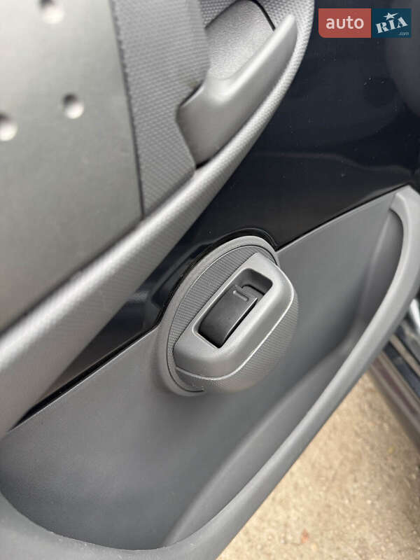 Хэтчбек Citroen C1 2009 в Сумах