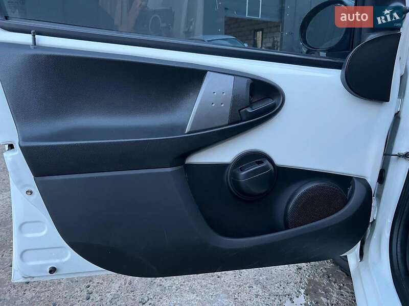 Хетчбек Citroen C1 2012 в Львові