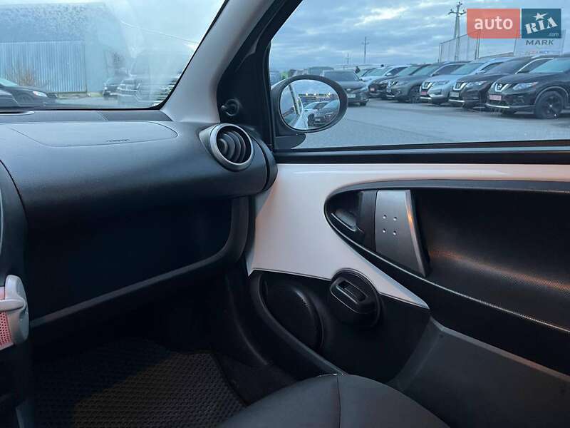 Хетчбек Citroen C1 2012 в Львові