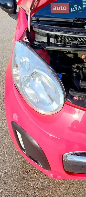 Хетчбек Citroen C1 2012 в Києві