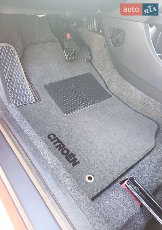 Хетчбек Citroen C1 2012 в Києві